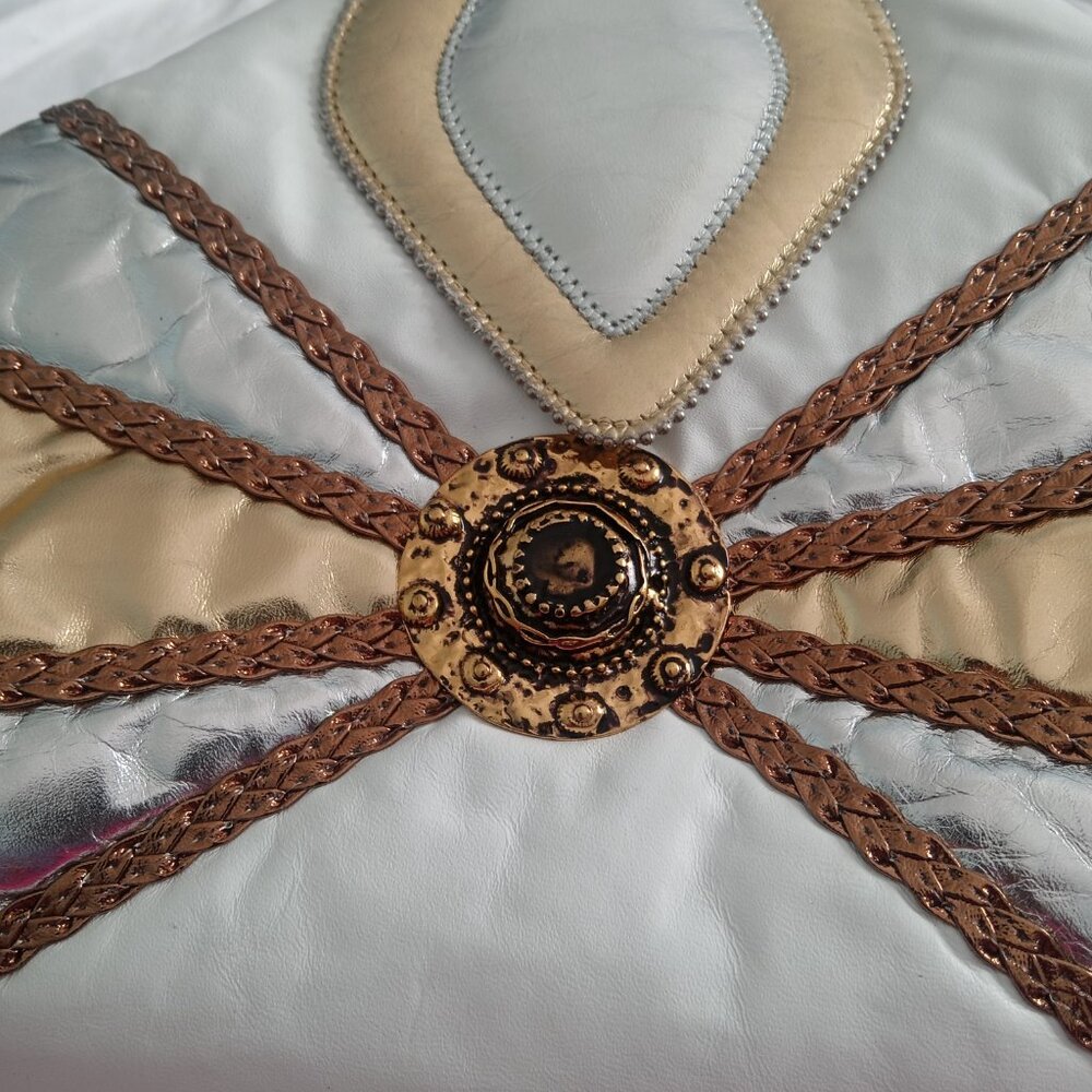 Vintage Noble Purse - Picture 6 of 6